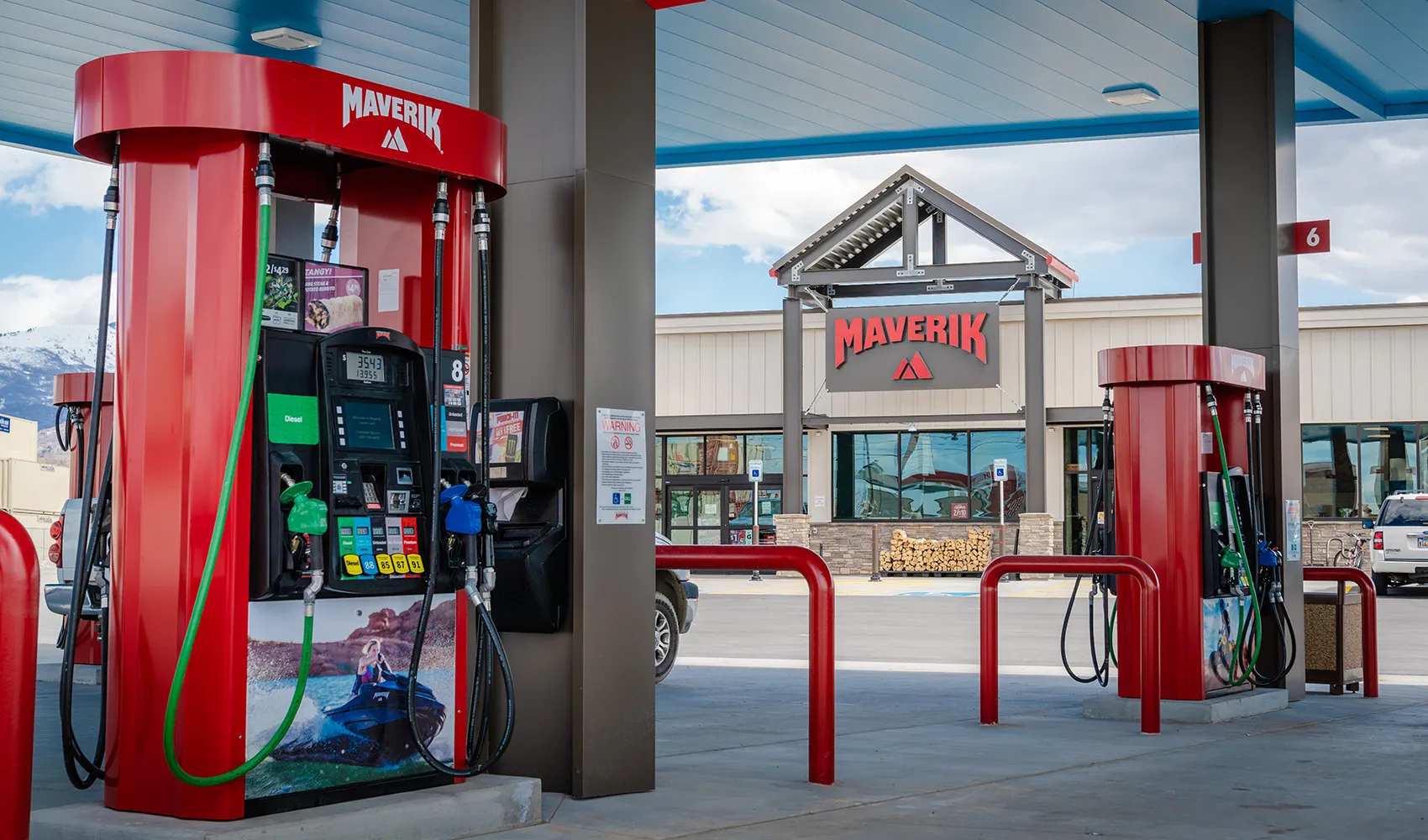 Maverik Nominated for Two USA TODAY 10Best Readersā Choice Awards